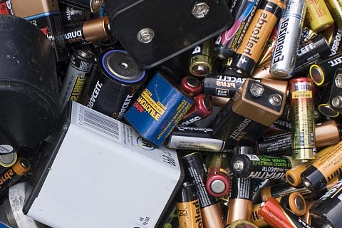 废旧干电池回收,旧电瓶回收多少钱一块|电池要怎么回收